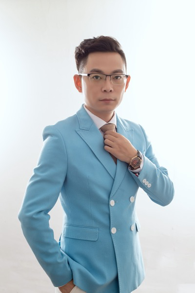邹锐，代表行业：航空模型及无人机培训