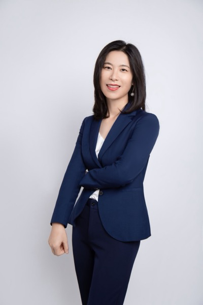 张英，代表行业：小程序定制开发